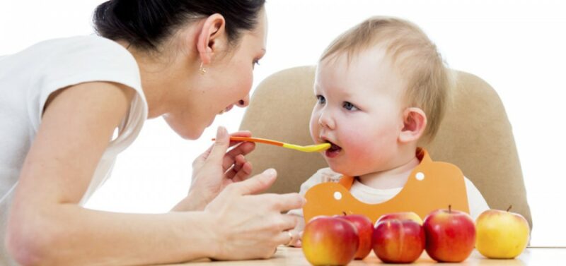 Bác sĩ nhi khoa khuyên ba mẹ bổ sung dinh dưỡng cho trẻ