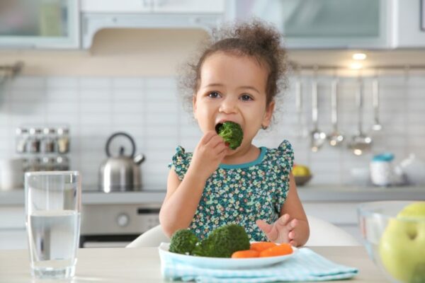 Làm thế nào để tăng lượng chất xơ trong chế độ dinh dưỡng nhi cho trẻ?