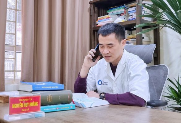 Bác sĩ Nguyễn Huy Hoàng với 20 năm làm việc trong lĩnh vực Nội khoa