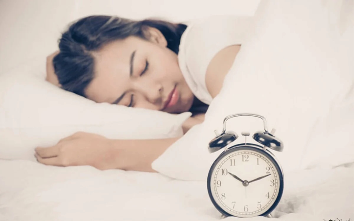Thay đổi thói quen, giờ giấc sinh hoạt để không ảnh hưởng tới giấc ngủ